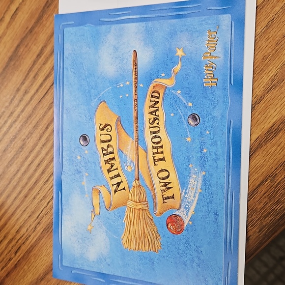 Harry Potter Stationary Box. - Picture 2 of 7